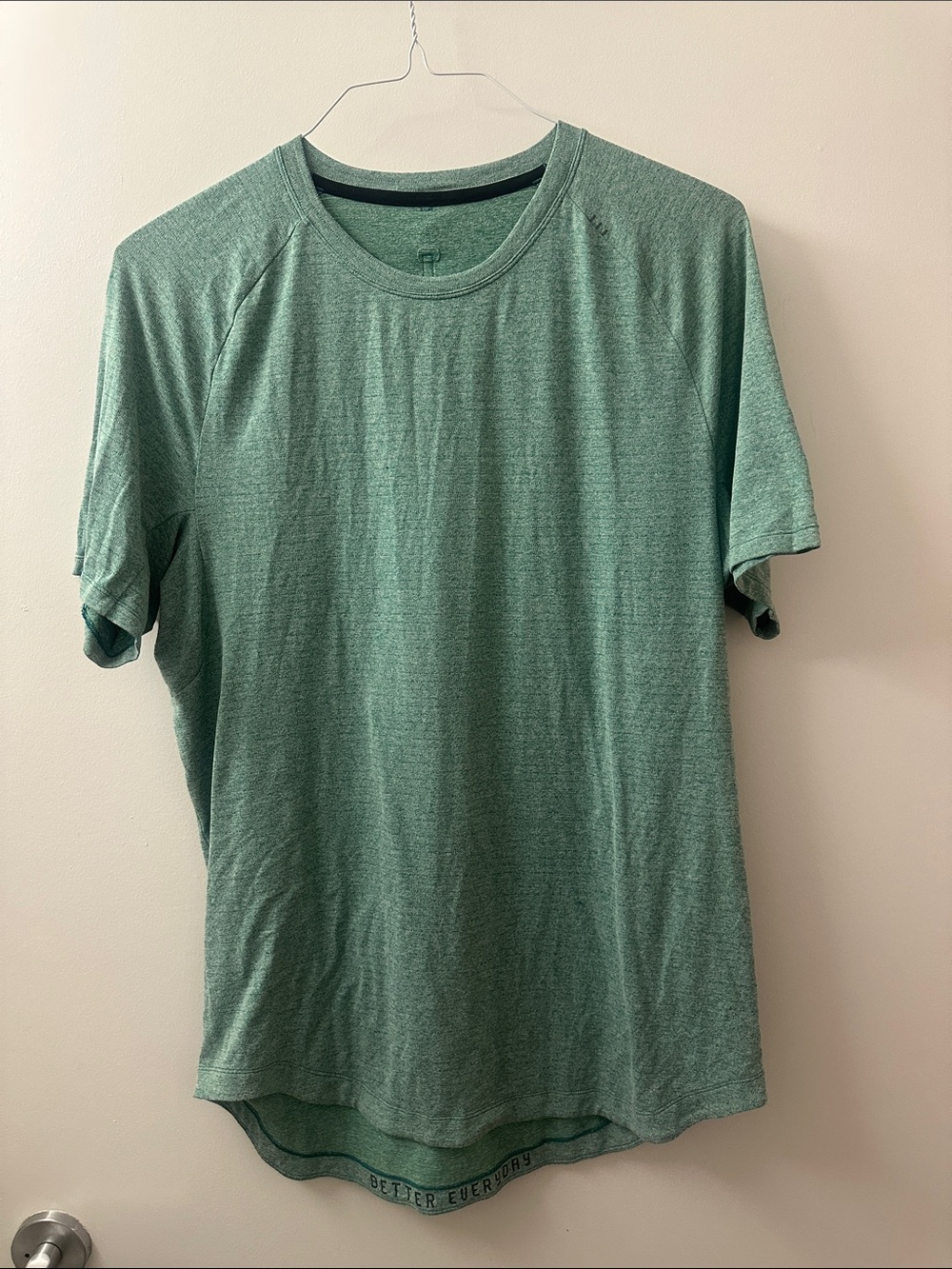 Lululemon Drysense/License to Train Short Sleeve Shirt, agreen